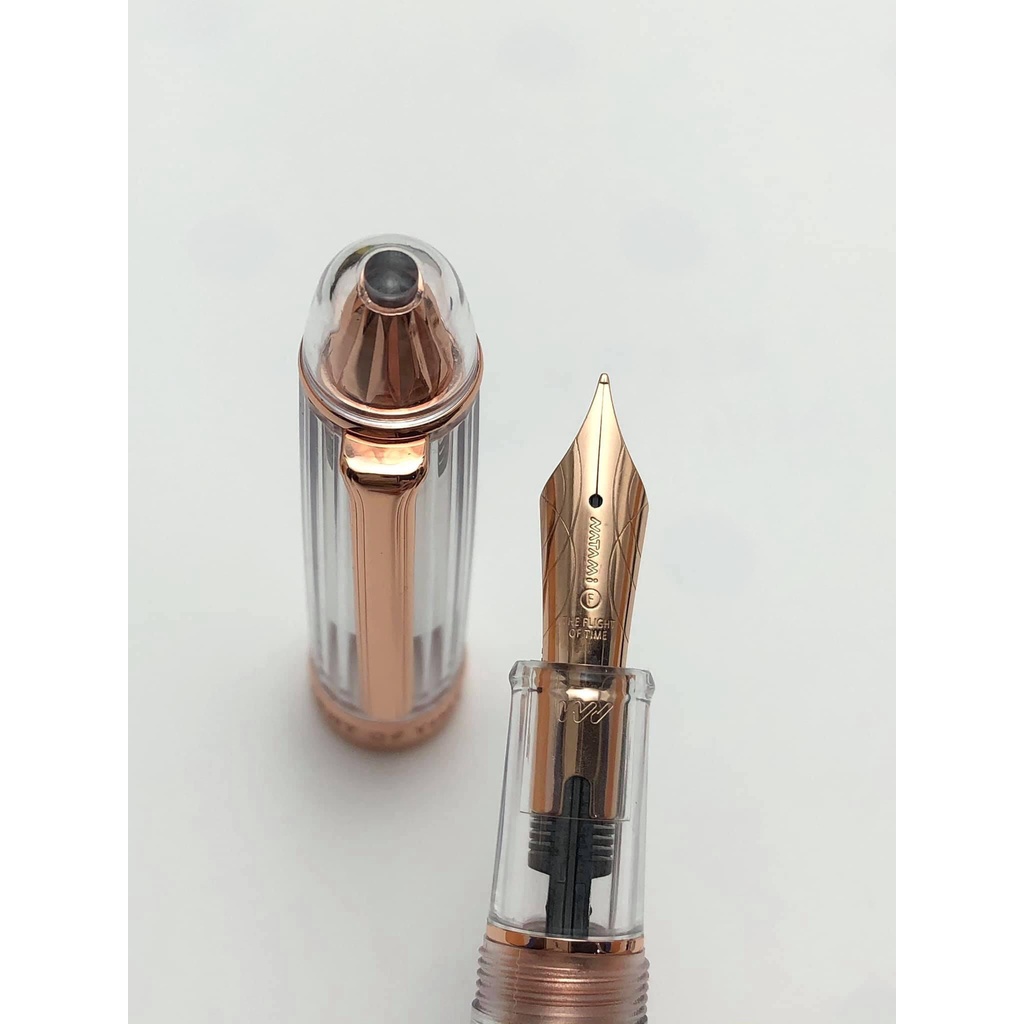 Bút máy Natami Inception thiết kế theo hình dáng của cây bút Platinum 3776 huyền thoại.