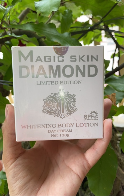 KEM BODY DƯỠNG SIÊU TRẮNG CHỐNG NẮNG SPF 30+