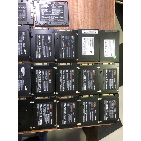 Ổ cứng ssd sam sung 860 PRO  250Gb sata3 2.5