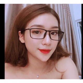 KÍNH GỌNG VUÔNG