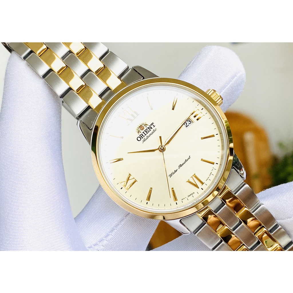 Đồng hồ nam Orient Automatic RA-AC0F08G10B demi vàng óng ánh của năm, mang trong mình vẻ đẹp sang trọng.