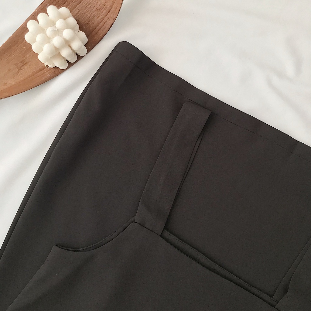 Yếm Váy Nữ JEMCLOSET Dáng Suông Váy Yếm Dài Hàn Quốc From Rộng Thoải Mái Màu Đen Dễ Phối Đồ Menlo 7125