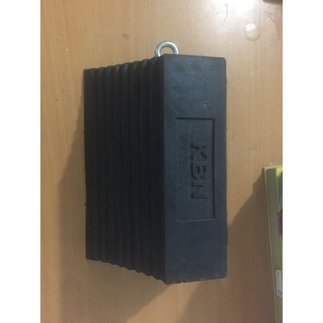 Cục chèn bánh xe tải KBN cao 15cm chất lượng