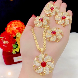 Dây chuyền nữ mặt hoa đính đá đỏ dát vàng 18k cực đẹp