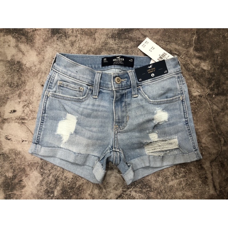 Quần short Hollister