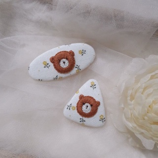 Kẹp tóc thêu tay handmade cho bé