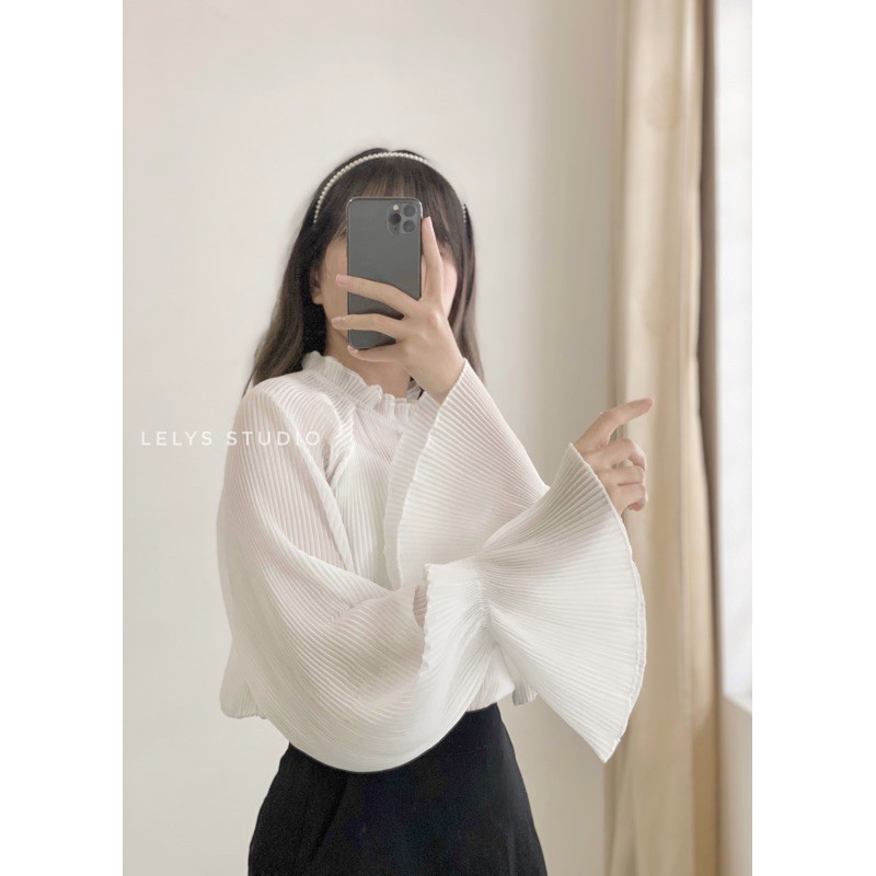 Áo voan dập li tay xoè