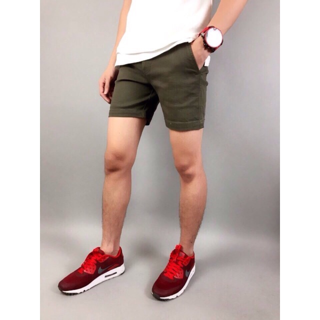 Quần short kaki nam form ngắn