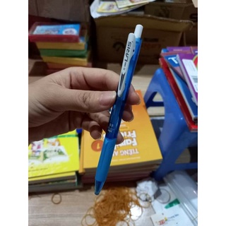 Bút bi tl-095 laris ngòi 0.5mm