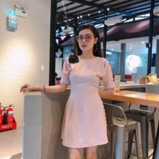 Đầm đính ngọc phối nơ