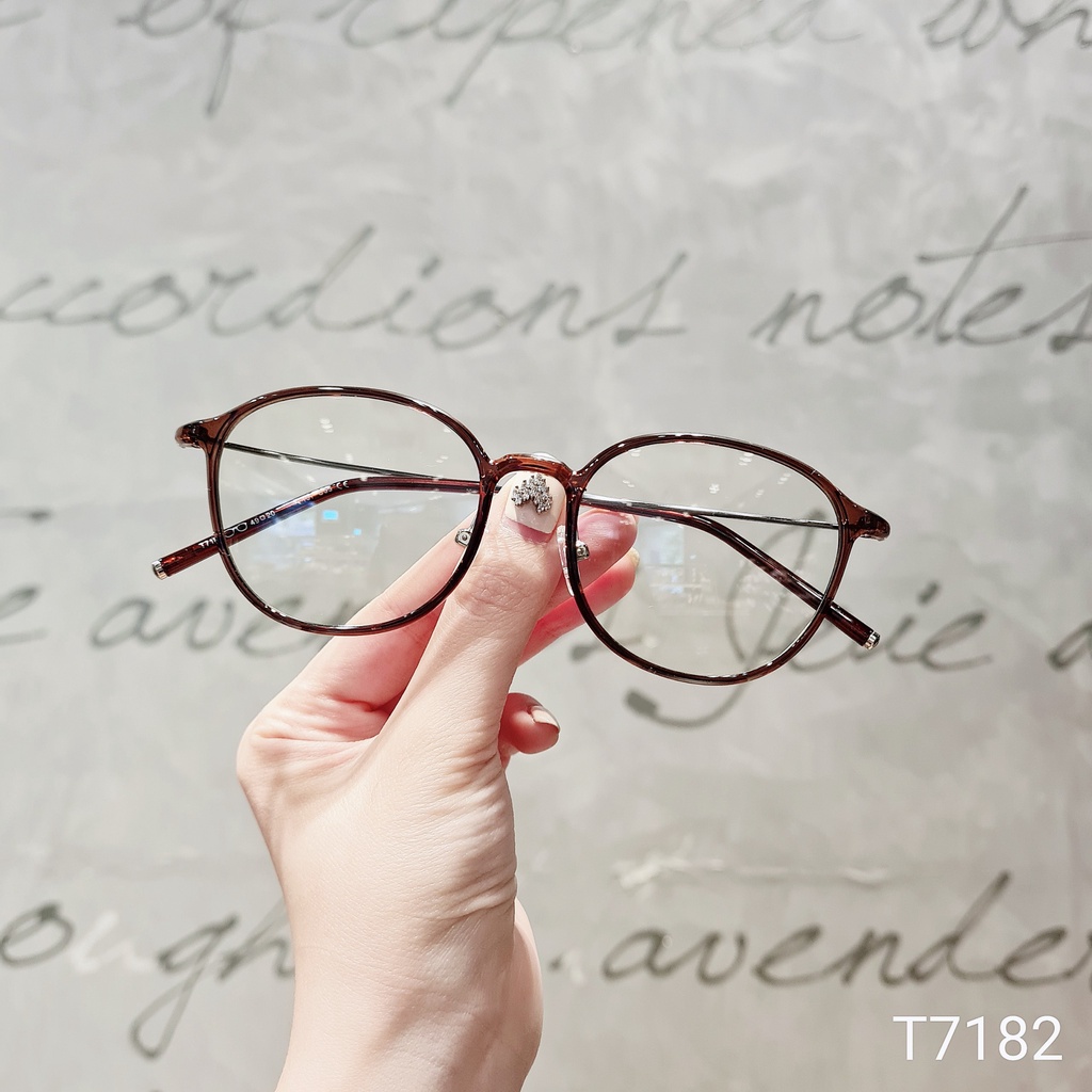 Gọng kính tròn nữ LILYEYEWEAR chất liệu nhựa thanh mảnh màu sắc thời trang 7182