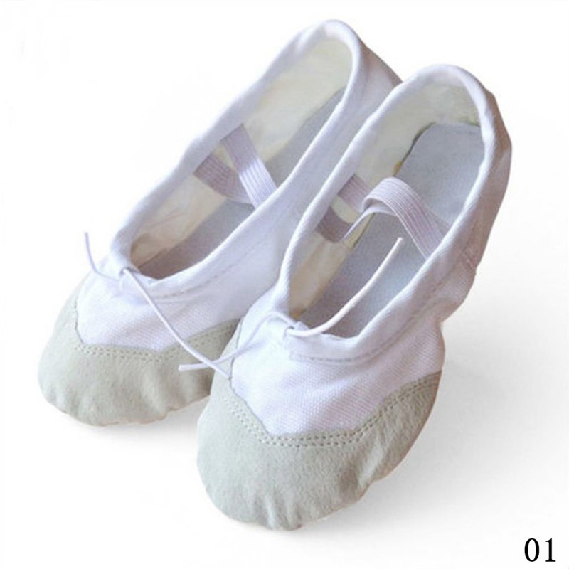 Giày tập múa ballet cho trẻ em và người lớn tiện dụng