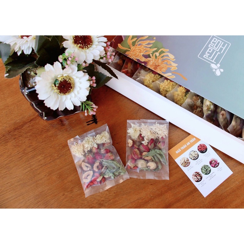 Hộp 10 gói trà hoa Bách niên