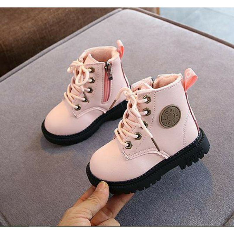 Boot xu cho bé trai, bé gái.