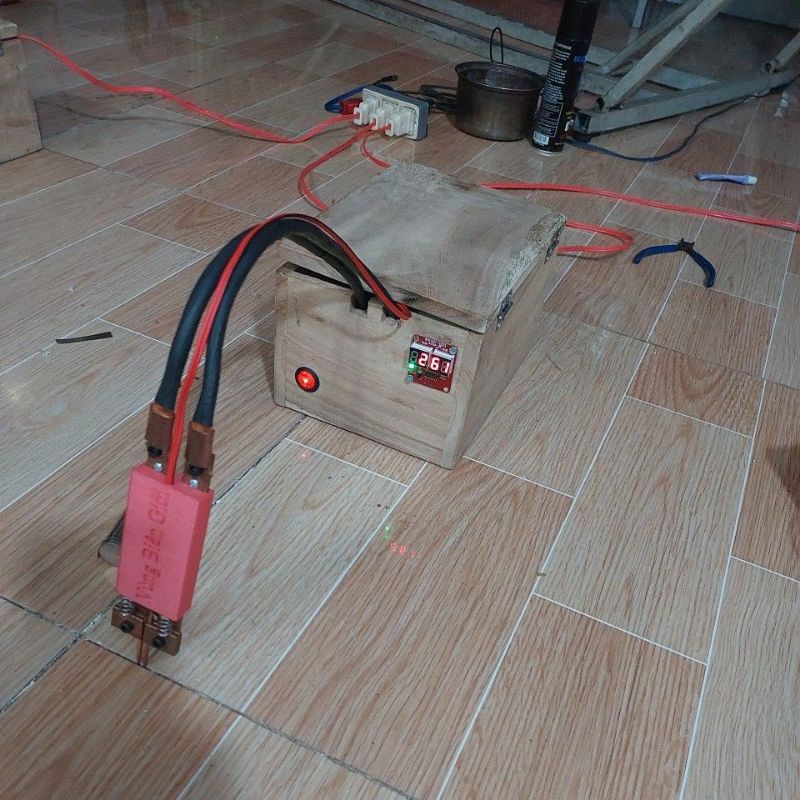 Máy hàn cell pin tay rời