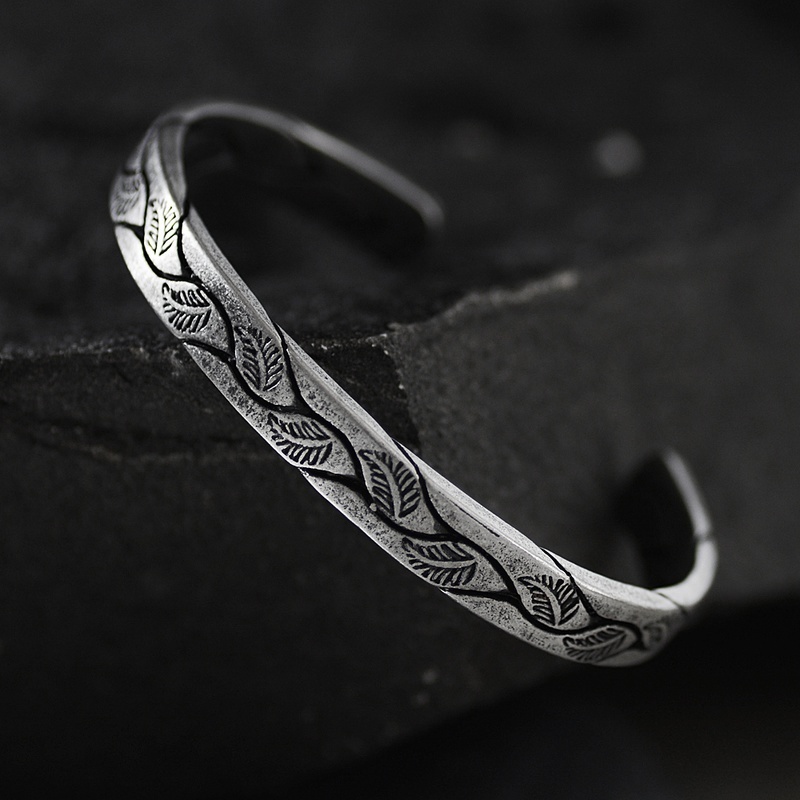 Vòng Tay Hở Bằng Thép Titan Không Gỉ Màu Bạc / Đen Phong Cách Viking Cổ Điển Dành Cho Nam