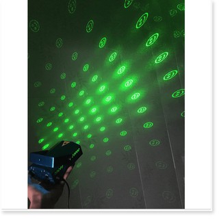 Đèn led laser mini sân khấu nhỏ gọn dễ lắp đặt