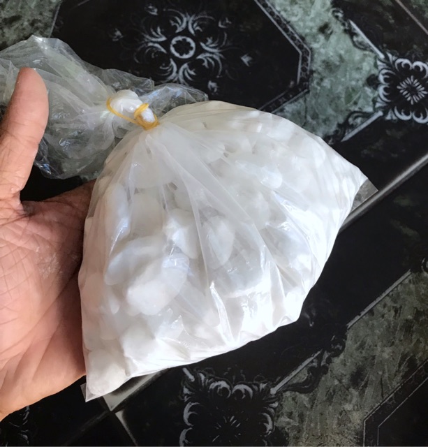 ĐÁ TRẮNG VIÊN LỚN TRANG TRÍ HỒ CÁ NON BỘ 800G