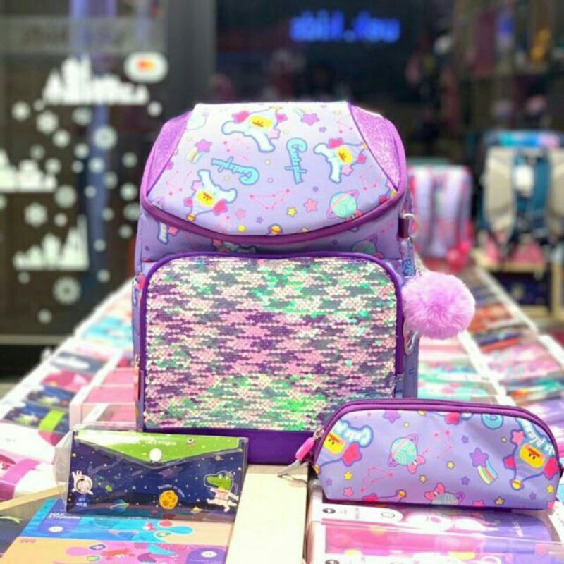 Balo chống gù UEK Alaxy brilliant