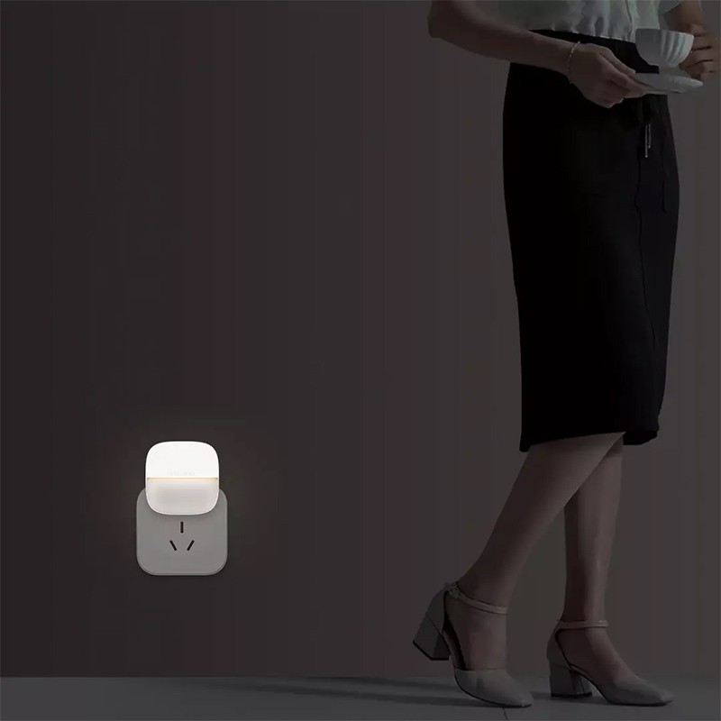 Đèn ngủ LED Xiaomi Yeelight cảm biến thông minh tiết kiệm năng lượng