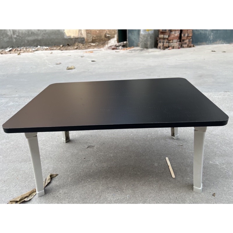 Bàn học gấp gọn ngồi bệt chân nhựa cứng 40x60cm mặt gỗ Mdf bền , đẹp.