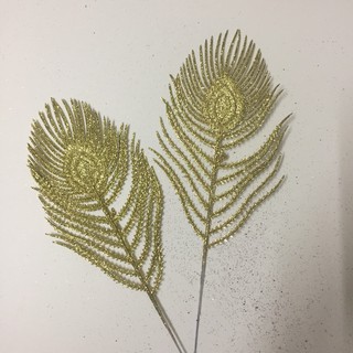 CÀNH ĐUÔI CÔNG DÙNG TRANG TRÍ LÀM OẢN