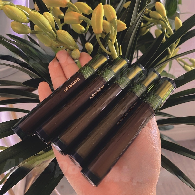 Son Môi Dưỡng Ẩm Phong Cách Cổ Điển Dành Cho Nữ