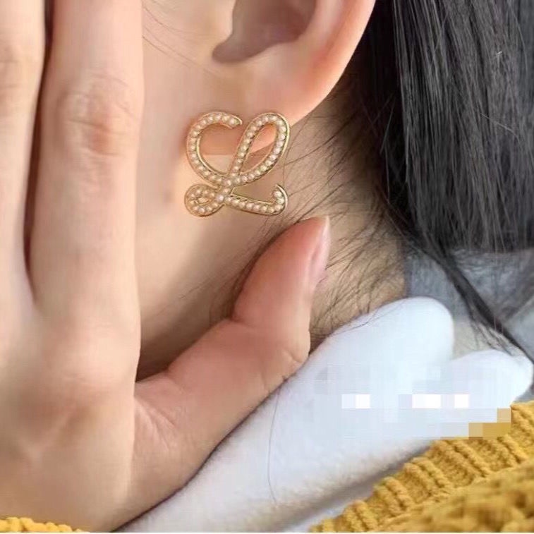 Khuyên Tai Đính Hạt Ngọc Trai Không Gỉ Mới Cho Nữ