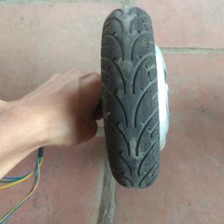 Bánh xe cân bằng cũ