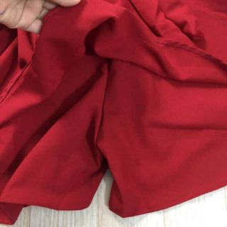 Jum đỏ tầng thắt eo