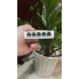 Bộ chia mạng switch dlink des-1005c 5 cổng 10/100 mbps