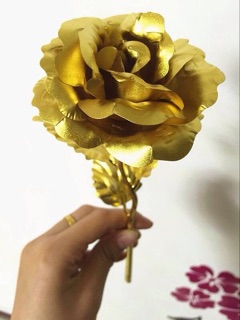 Hoa hồng 3D mạ vàng LOVE