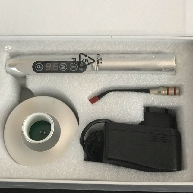 Đèn quang trung hợp kim loại