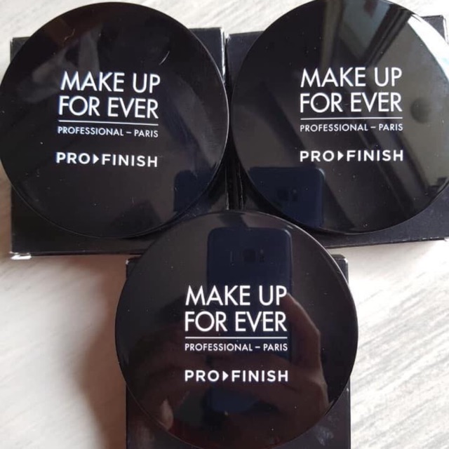 ✅Phấn nén Make up forever