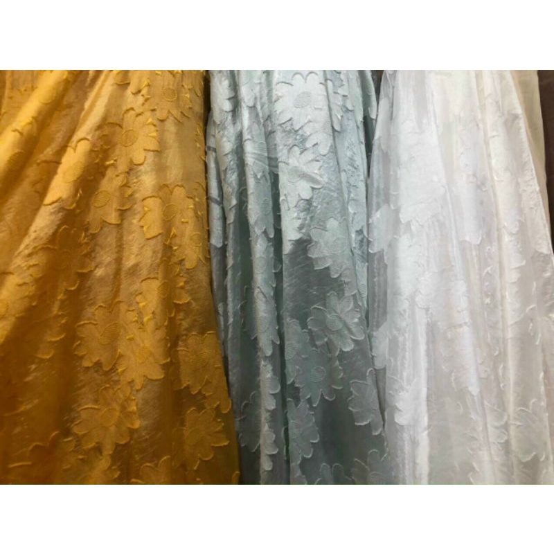 Vải tơ organza hoa hàng chất lượng có 5 màu khác nhau