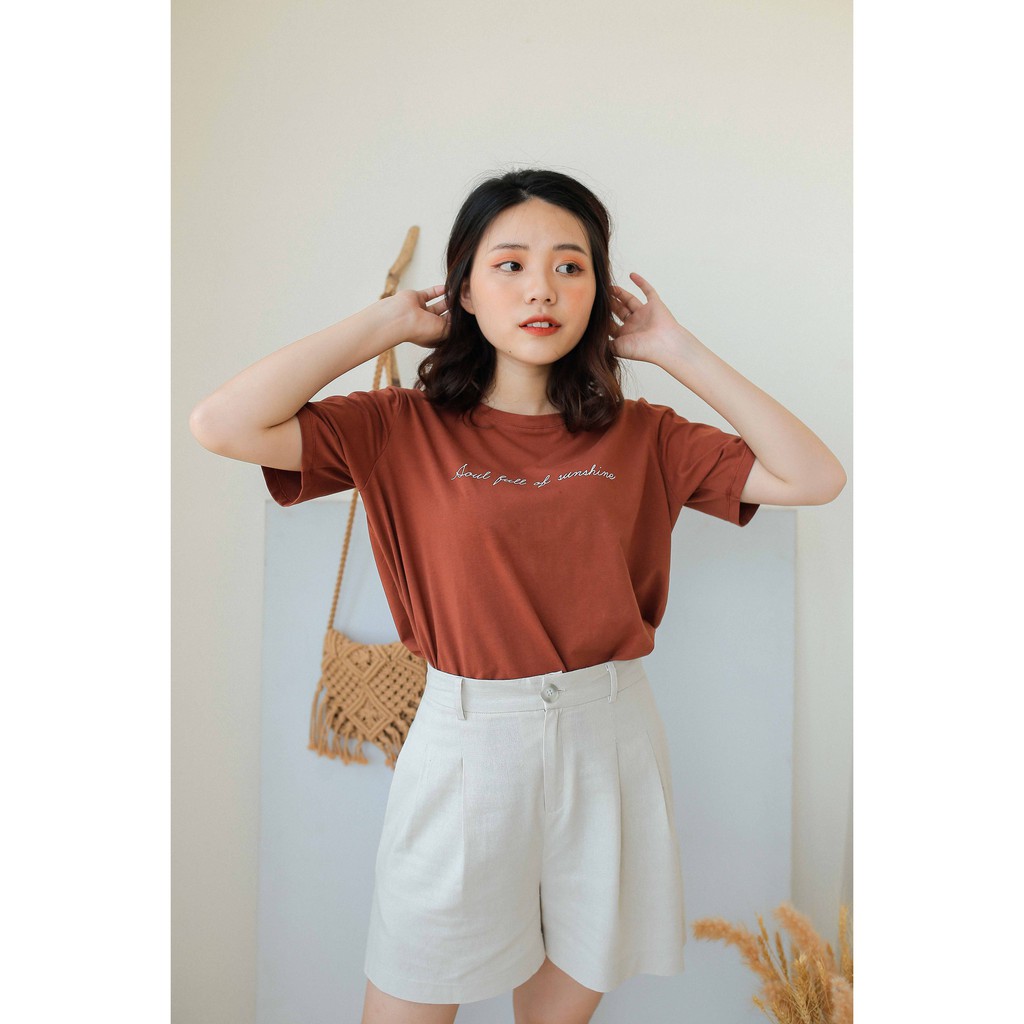 Áo Thun Nữ Ngắn Tay MOMOCO Chât Cotton Thoáng Mát In Slogan Freesize M1608