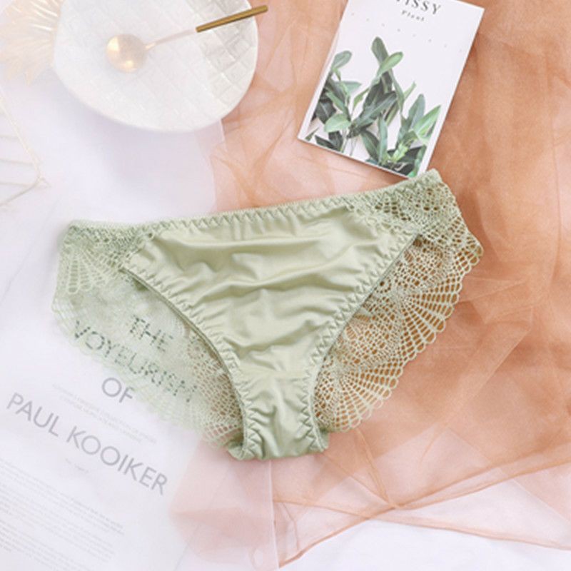 B04: Bộ đồ lót thiết kế không gọng, quả ngang, đệm bàn tay, quai có thể tháo rời | BigBuy360 - bigbuy360.vn