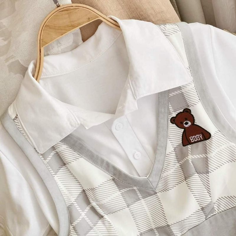 Sét Váy 3 Món Gấu Kẻ Caro Tiểu Thư, Sét Áo Polo + Áo Gile + Chân Váy ( Video + Ảnh Thật ) | BigBuy360 - bigbuy360.vn