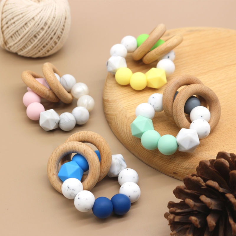 Đồ Chơi Vòng Tay Ngậm Mọc Răng Bằng Silicone Phối Hạt Gỗ Kết Hợp Thực Phẩm Dành Cho Bé Sơ Sinh
