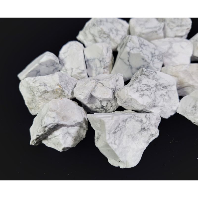 Đá thô Howlite tự nhiên có 2 kích cỡ thanh tẩy bài tarot, sưu tầm trưng bày..