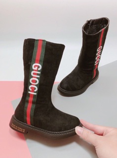Boot trẻ em
