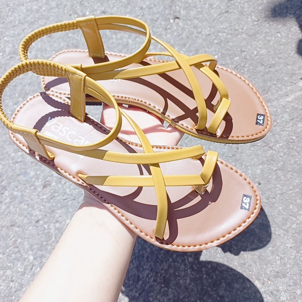 sandal chiên binh nữ đế bằng kiểu xỏ ngón dép quai hậu đi học đi chơi xinh xắn mẫu mới 2022