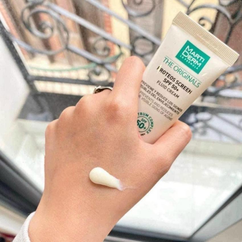 Kem Chống Nắng Phổ Rộng Martiderm Proteos Screen SPF 50+ Fluid Cream Mini 2ml