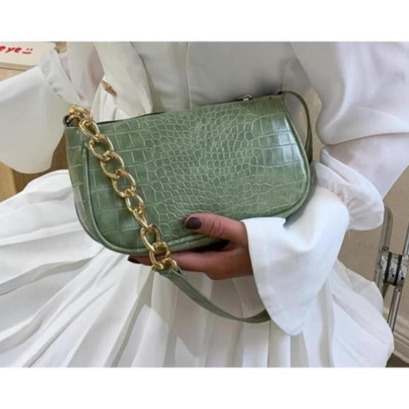 👛ẢNH SHOP CHỤP👛 Túi kẹp nách vân cá sấu phối xích vàng BH 434 | BigBuy360 - bigbuy360.vn