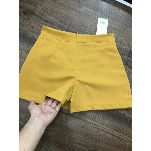 Chân Váy Chữ A năng đông duyên dáng