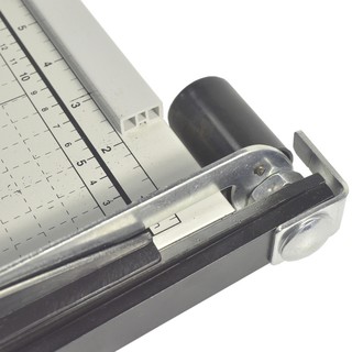Bàn cắt giấy 829-3 A4,B4