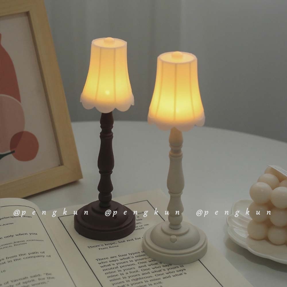 Đèn Bàn Mini Bảo Vệ Mắt Phong Cách Retro