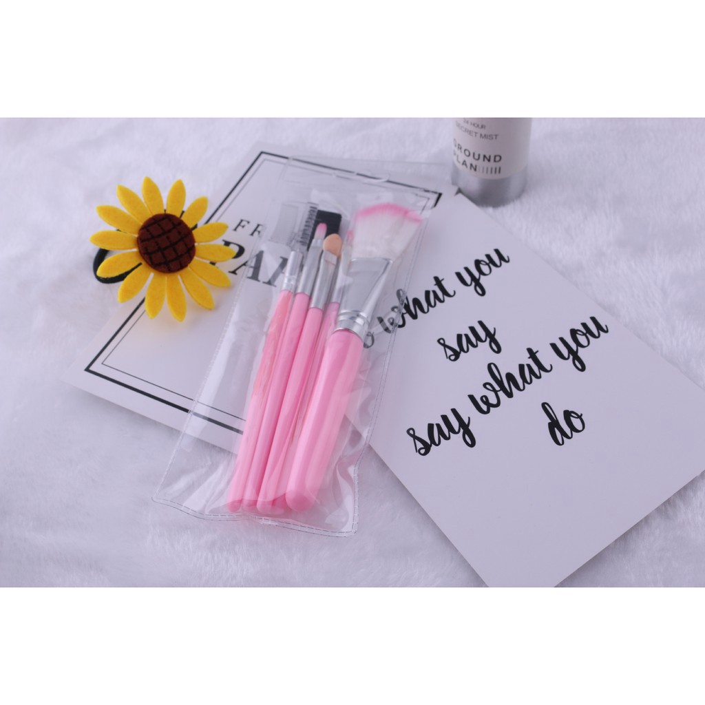 Set 5 cọ trang điểm chuyên nghiệp