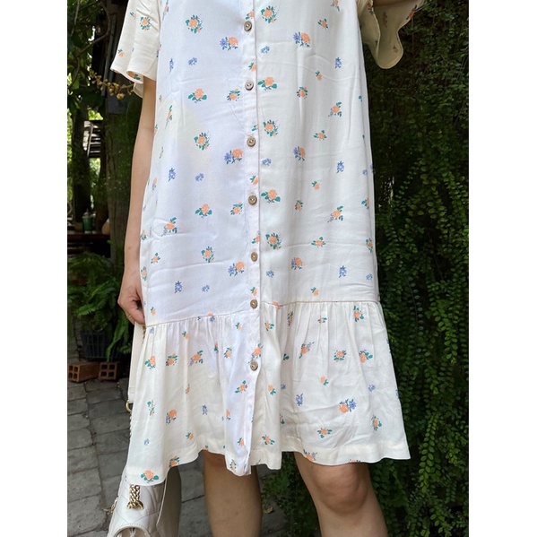 Đầm suông đuôi cá hoa nhí