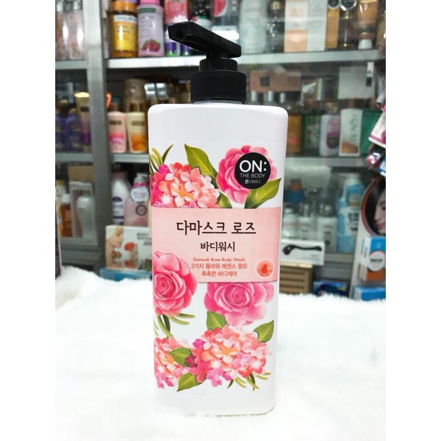 Sữa tắm On The Body Perfume Sweet Love Body Wash 900ml